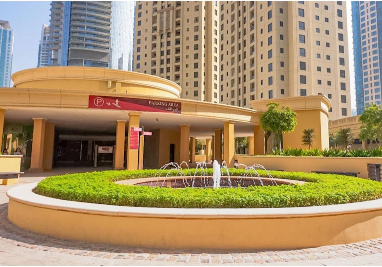 Dubai Eye Hostel Buitenkant foto